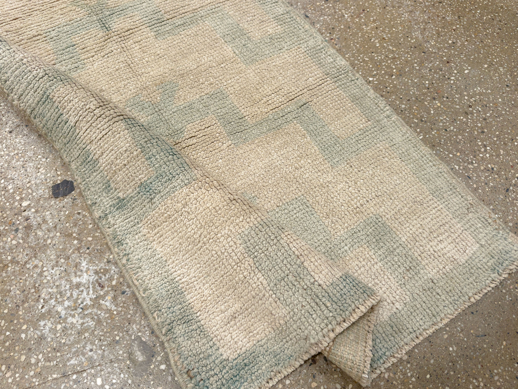 Vintage Turkish Anatolian Throw Rug, No.33623 - Staging