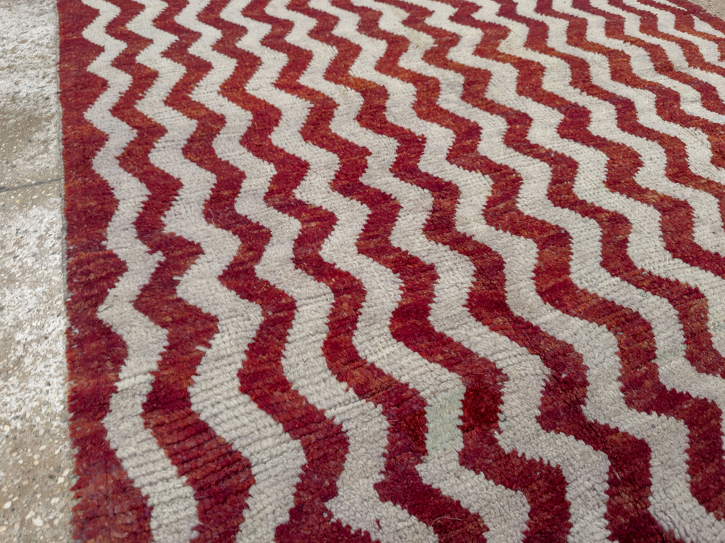 Vintage Turkish Anatolian Accent Rug, No.33626 - Staging