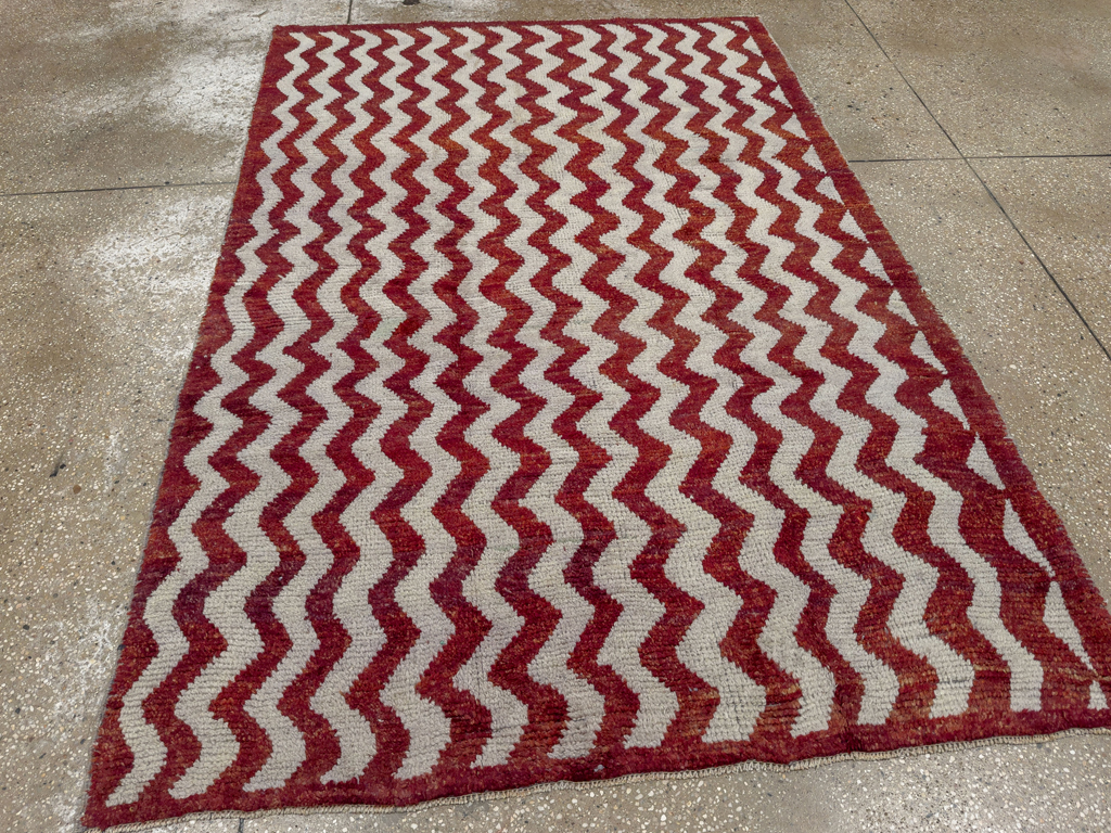 Vintage Turkish Anatolian Accent Rug, No.33626 - Staging