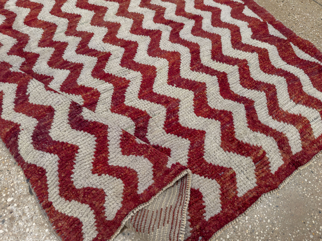 Vintage Turkish Anatolian Accent Rug, No.33626 - Staging