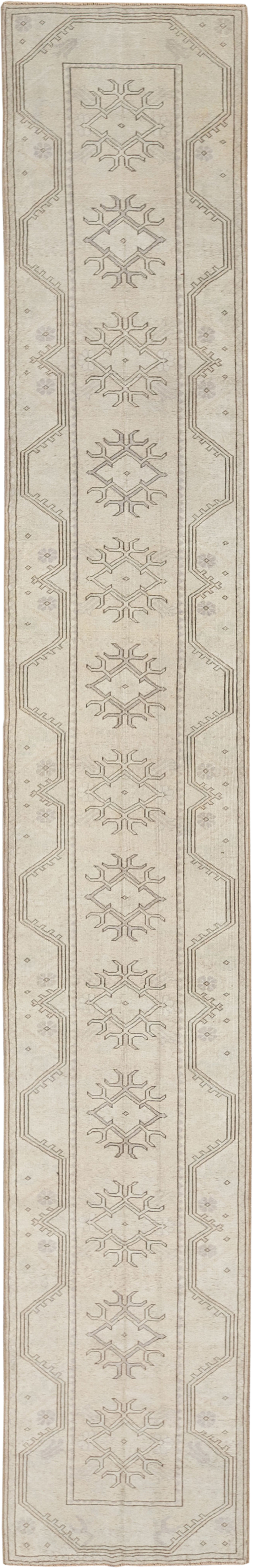 Vintage Turkish Anatolian Long Runner, No.33627 - Staging
