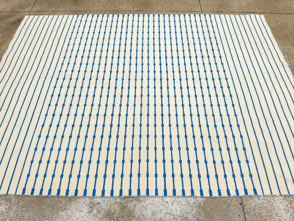 Vintage Turkish Flatweave Kilim Accent Rug, No.33638 - Staging
