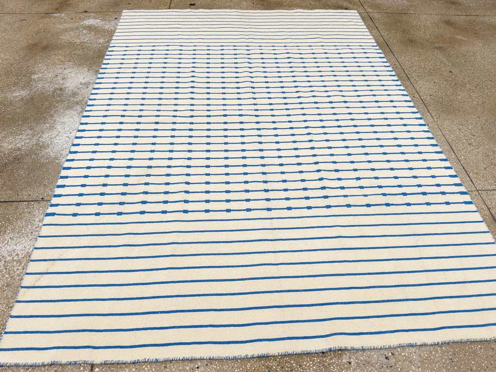 Vintage Turkish Flatweave Kilim Accent Rug, No.33638 - Staging