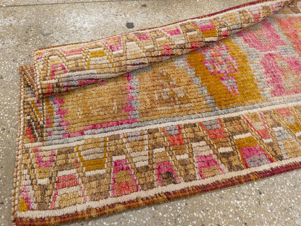 Vintage Turkish Anatolian Runner, No.33640 - Staging