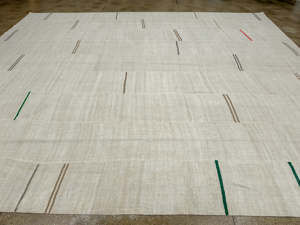 Vintage Turkish Flatweave Kilim Large Carpet, No.33654 - Staging