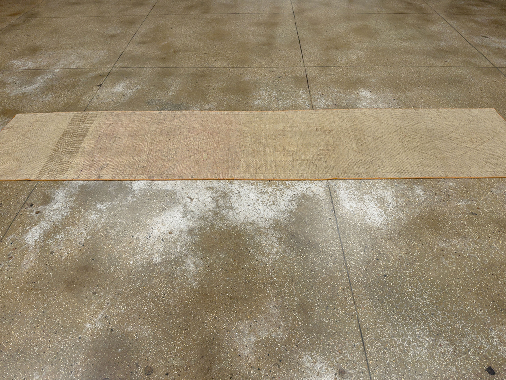 Vintage Turkish Anatolian Runner, No.33659 - Staging