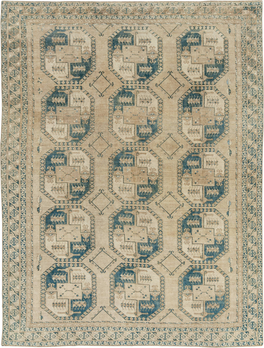 Vintage Central Asian Turkoman Room Size Carpet, No.33666 - Staging