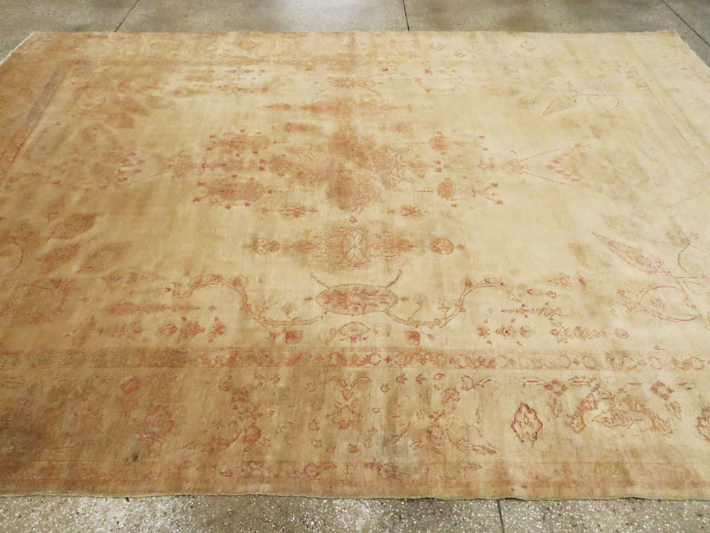 Antique Turkish Sivas Carpet, No.8040 - Staging