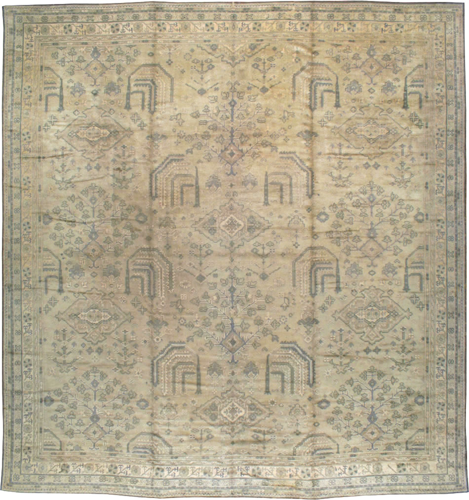 Vintage European Oushak Carpet, No.8050 - Staging