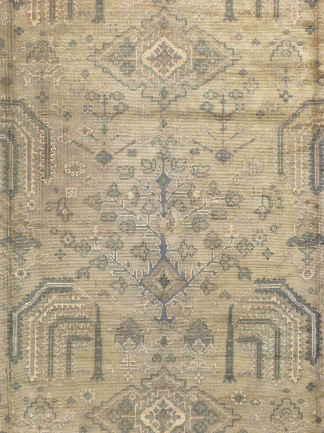 Vintage European Oushak Carpet, No.8050 - Staging