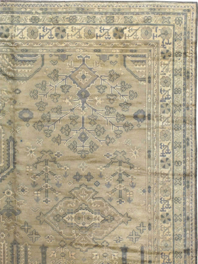 Vintage European Oushak Carpet, No.8050 - Staging