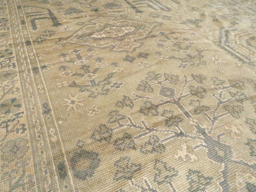 Vintage European Oushak Carpet, No.8050 - Staging