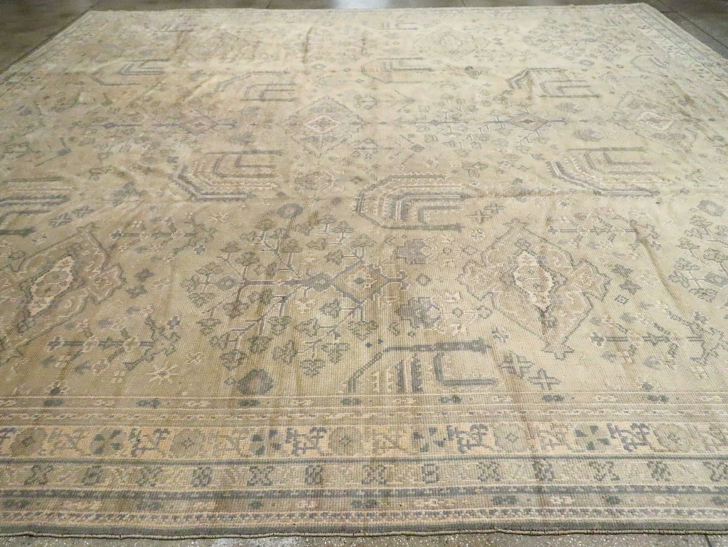 Vintage European Oushak Carpet, No.8050 - Staging