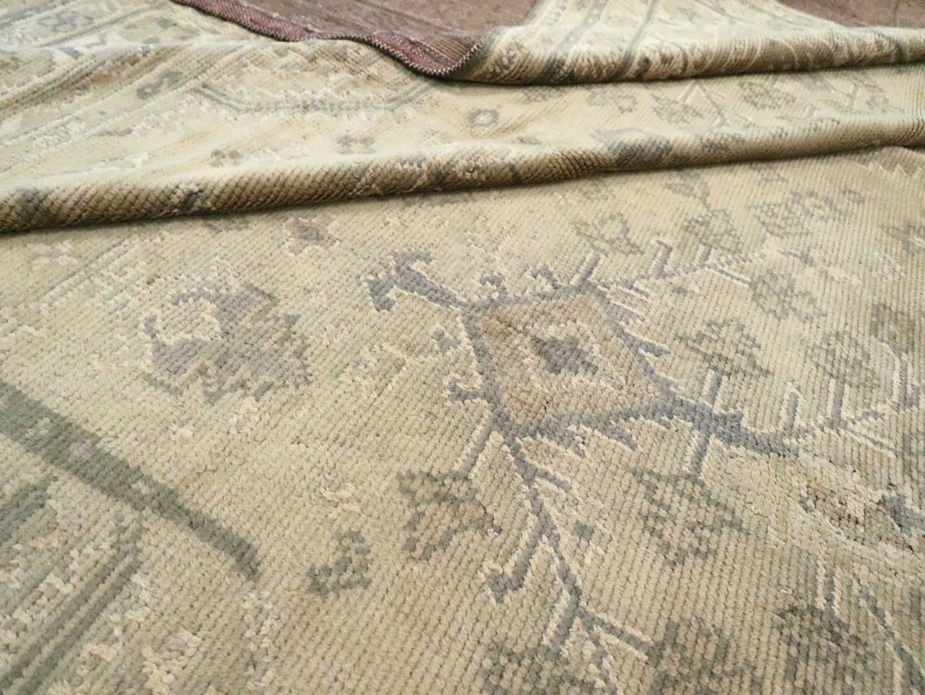 Vintage European Oushak Carpet, No.8050 - Staging