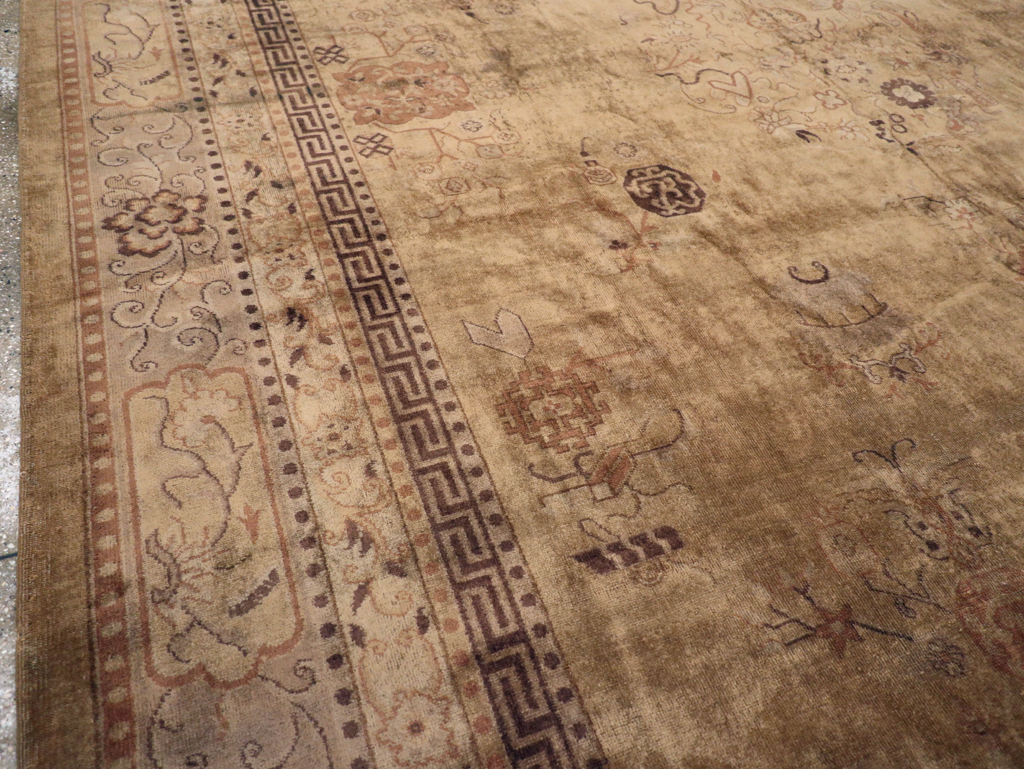 Antique Indian Lahore Carpet, No.8115 - Staging