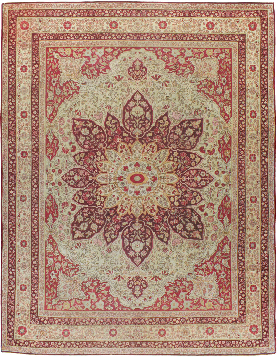 Antique Indian Lahore Carpet, No.8116 - Staging