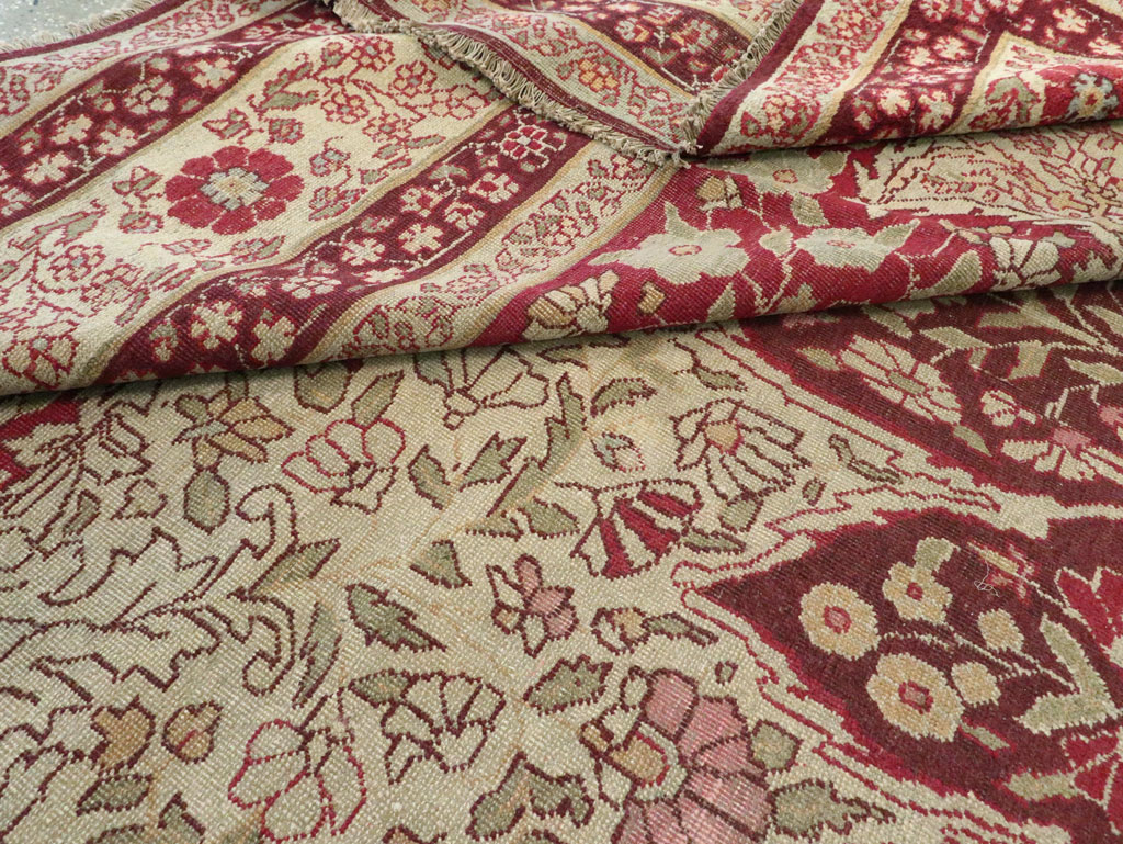 Antique Indian Lahore Carpet, No.8116 - Staging