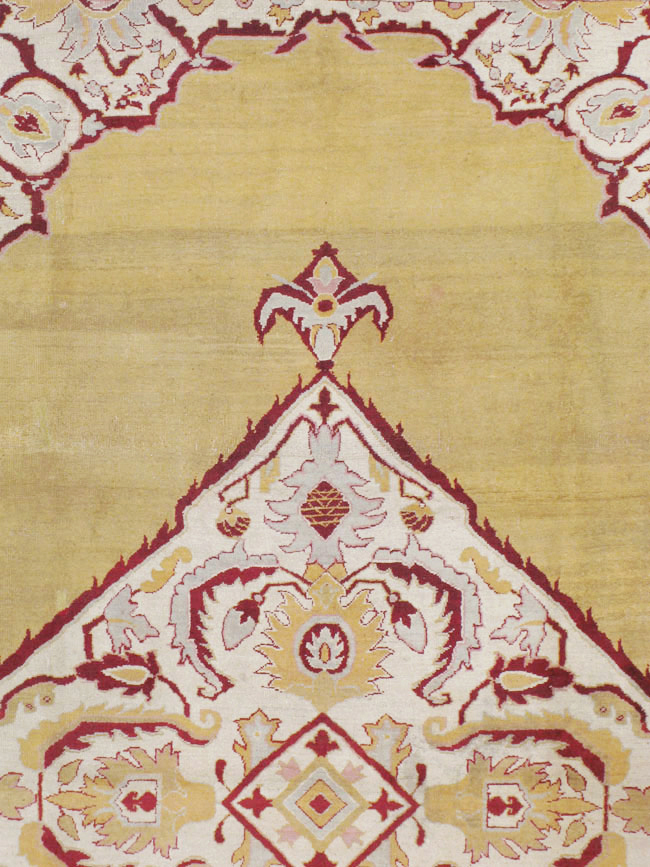 Antique Indian Agra Carpet, No.8125 - Staging