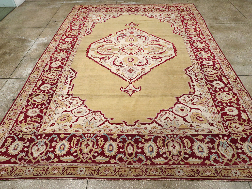 Antique Indian Agra Carpet, No.8125 - Staging