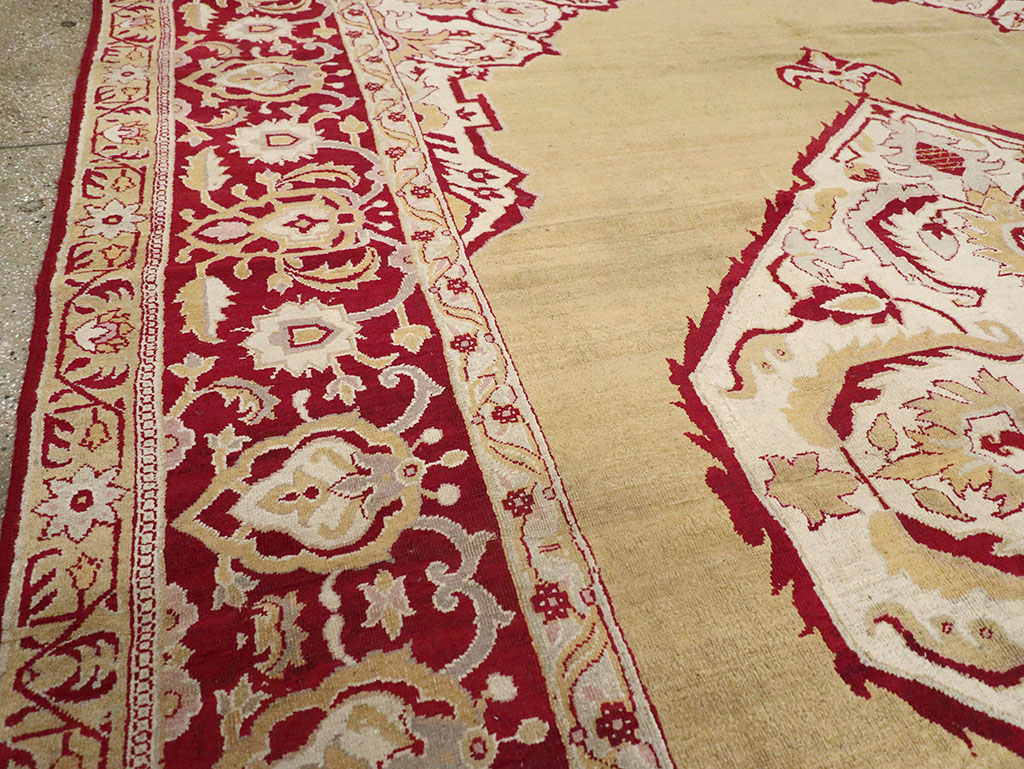 Antique Indian Agra Carpet, No.8125 - Staging