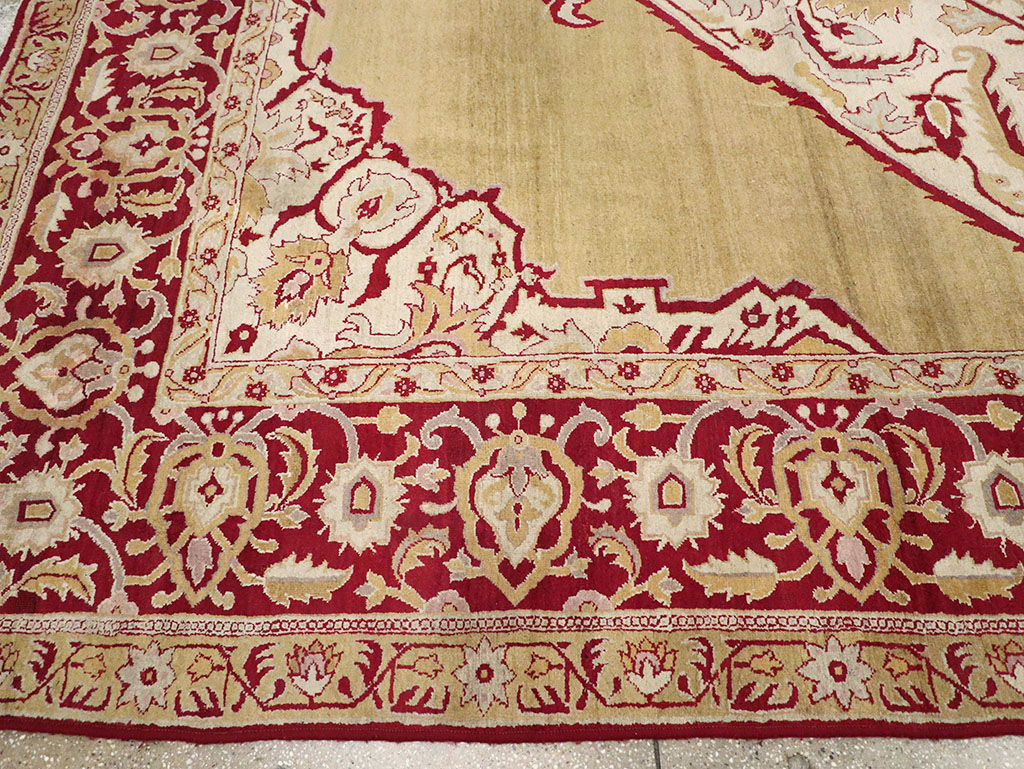 Antique Indian Agra Carpet, No.8125 - Staging