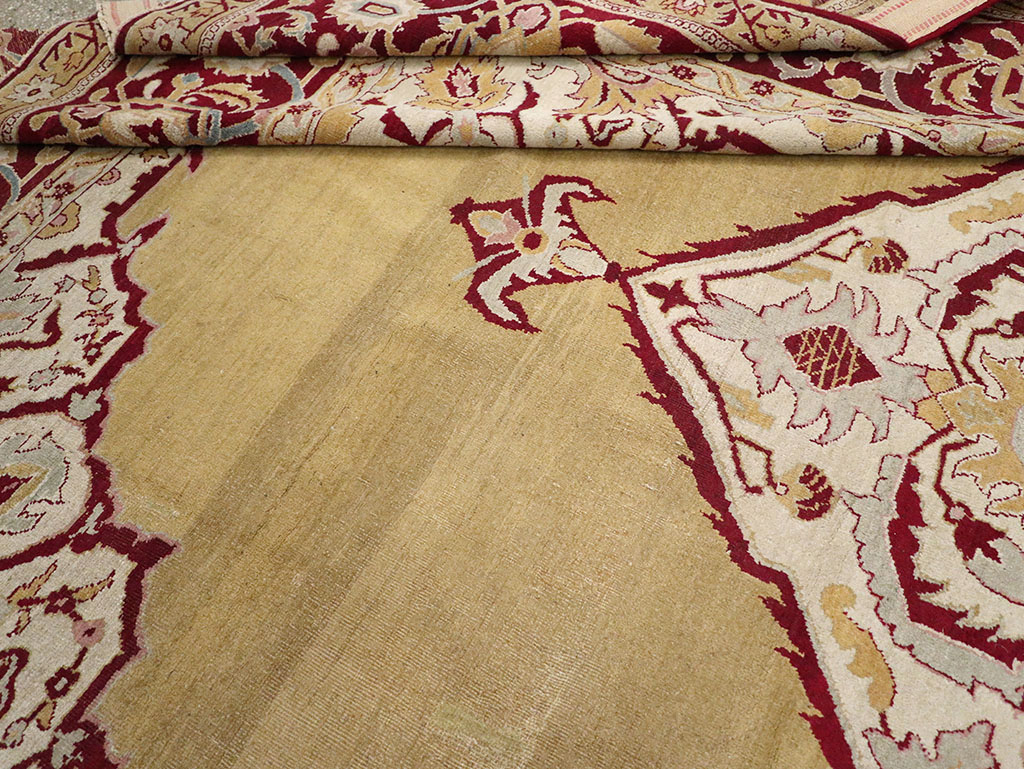 Antique Indian Agra Carpet, No.8125 - Staging