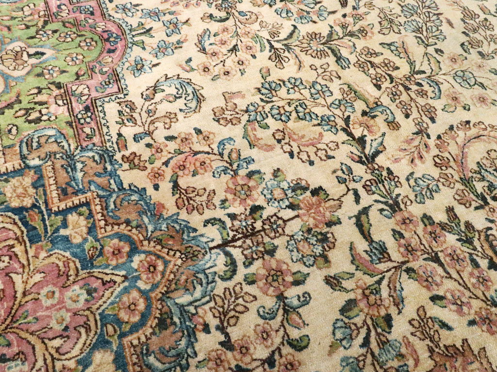 Vintage Persian Kerman Carpet, No.8155 - Staging
