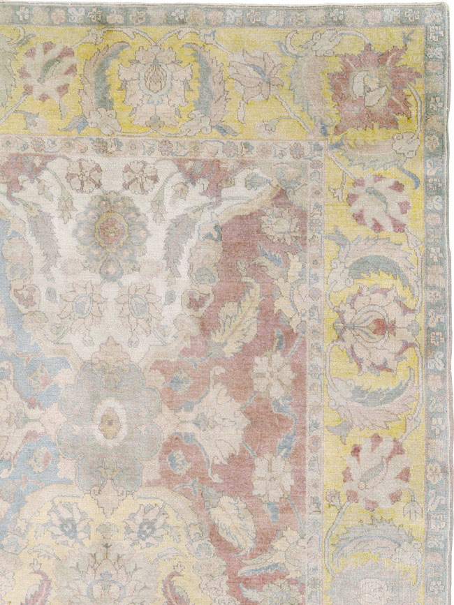 Antique Indian Agra Carpet, No.8183 - Staging