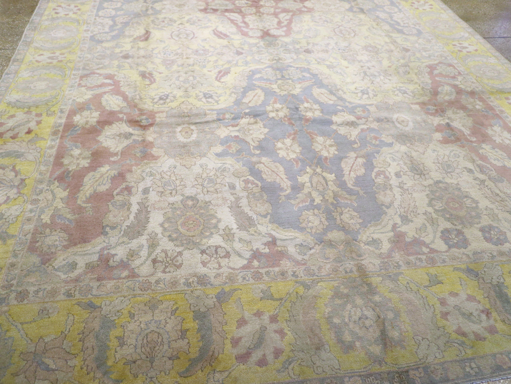 Antique Indian Agra Carpet, No.8183 - Staging