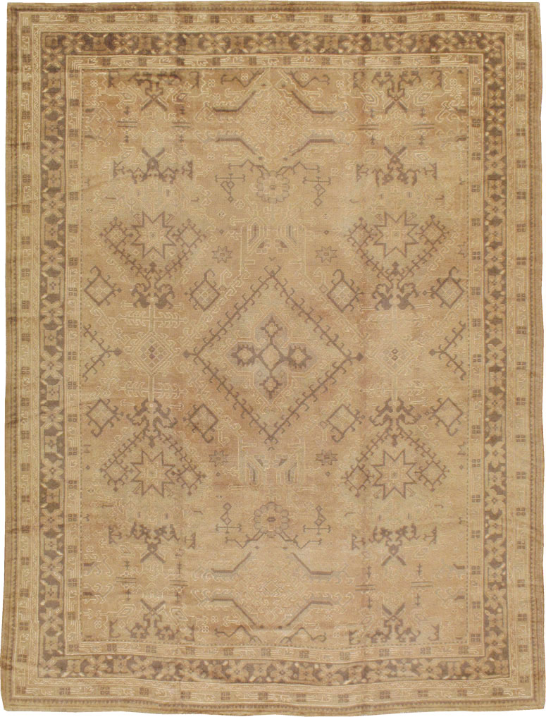 Antique Turkish Oushak Carpet, No.8218 - Staging
