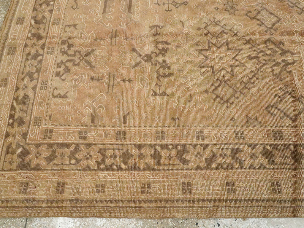 Antique Turkish Oushak Carpet, No.8218 - Staging
