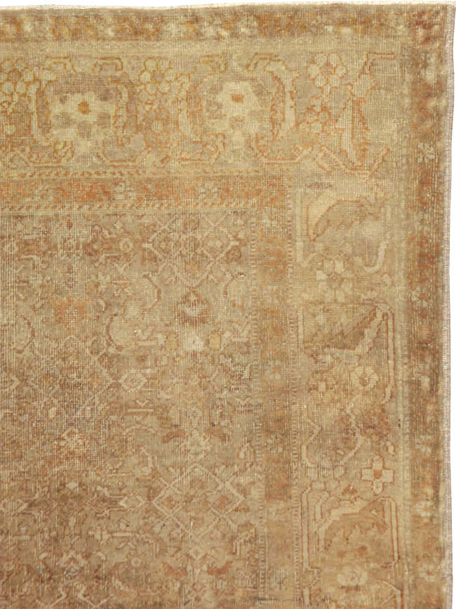Antique Persian Mahal Rug, No.8238 - Staging