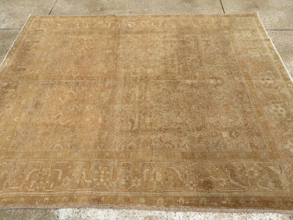 Antique Persian Mahal Rug, No.8238 - Staging