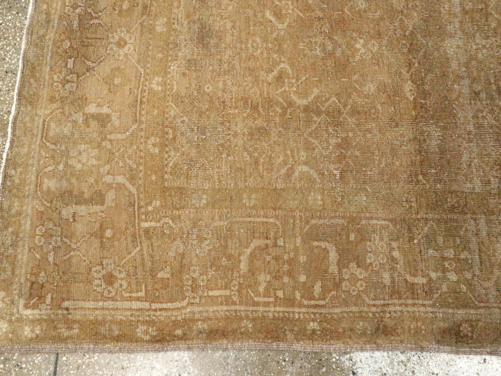 Antique Persian Mahal Rug, No.8238 - Staging