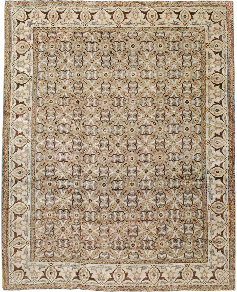 Antique Indian Lahore Room Size Carpet, No.8258 - Staging