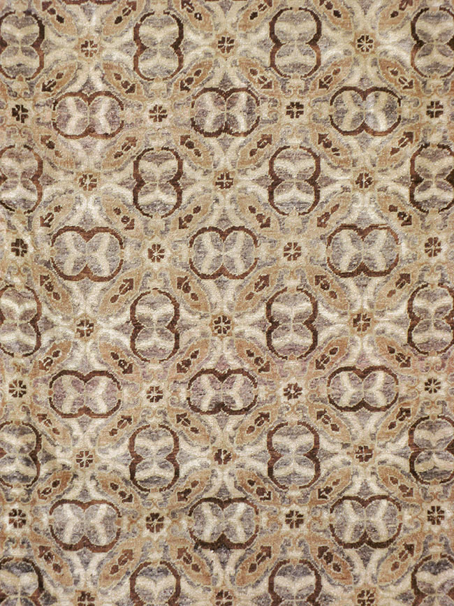 Antique Indian Lahore Room Size Carpet, No.8258 - Staging