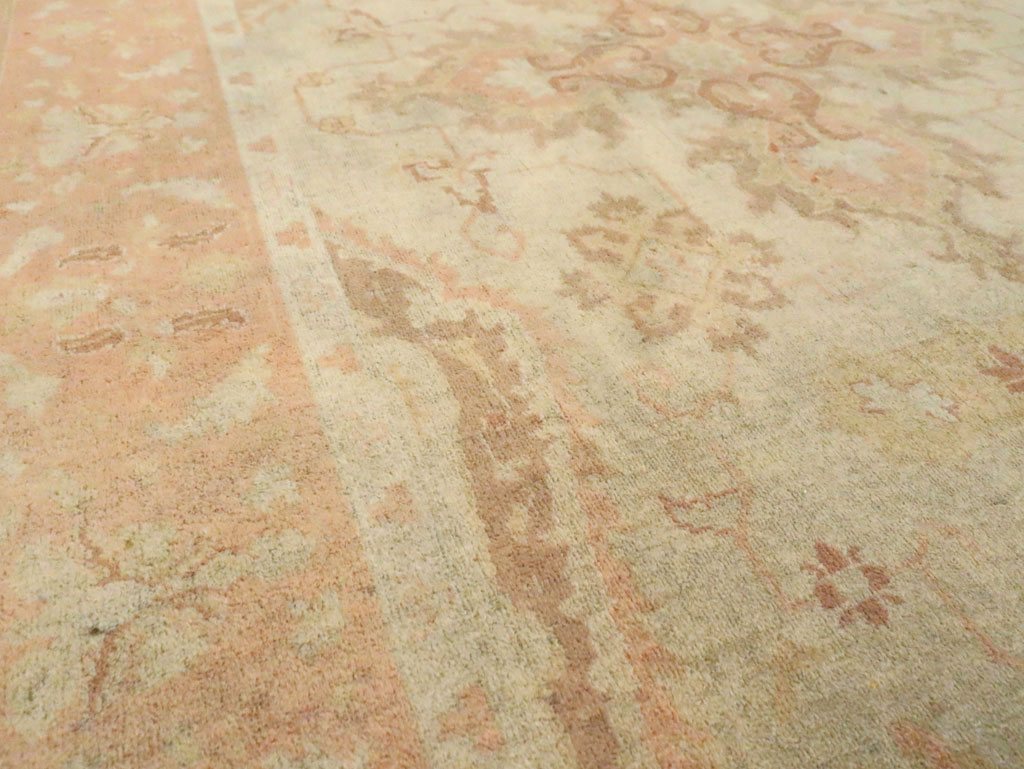 Vintage Indian Amritsar Rug, No.8264 - Staging