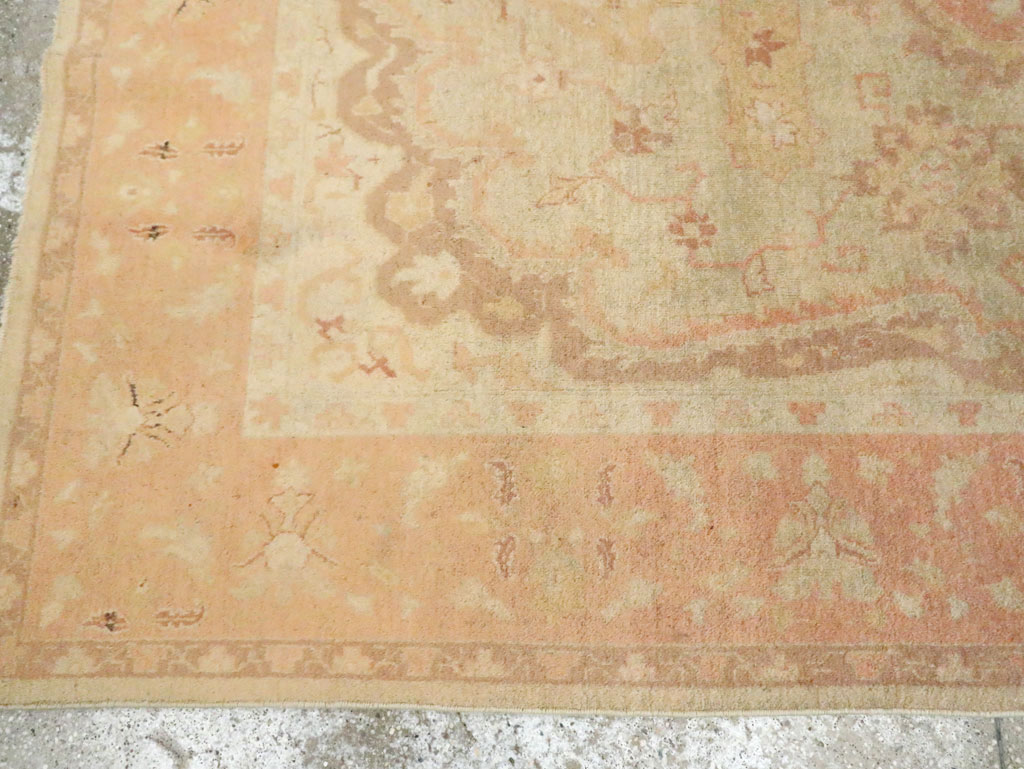 Vintage Indian Amritsar Rug, No.8264 - Staging