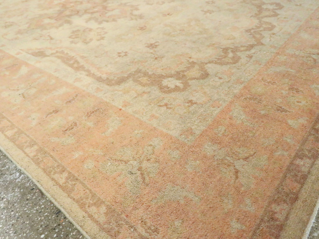 Vintage Indian Amritsar Rug, No.8264 - Staging