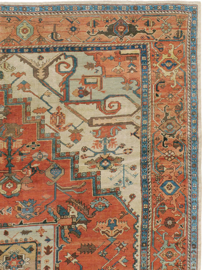 Antique Persian Serapi Carpet, No.8319 - Staging