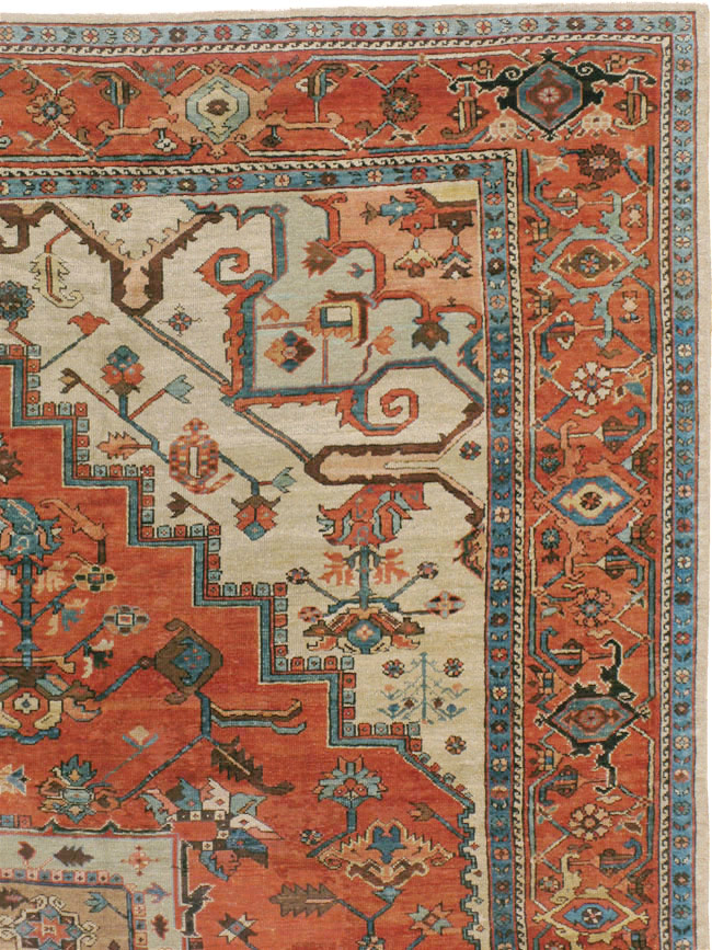 Antique Persian Serapi Carpet, No.8319 - Staging