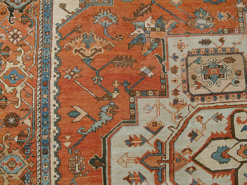 Antique Persian Serapi Carpet, No.8319 - Staging