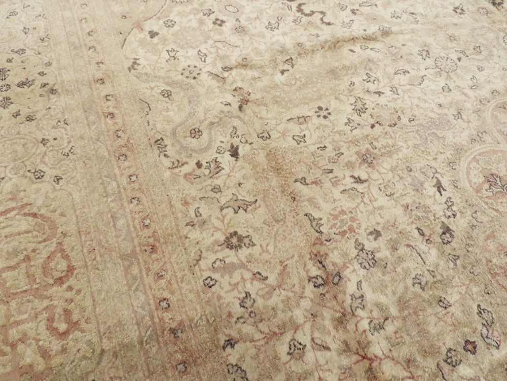 Antique Turkish Sivas Carpet, No.8322 - Staging