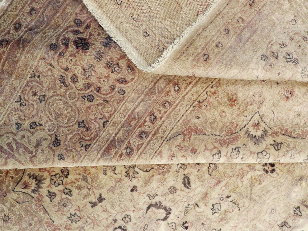 Antique Turkish Sivas Carpet, No.8322 - Staging