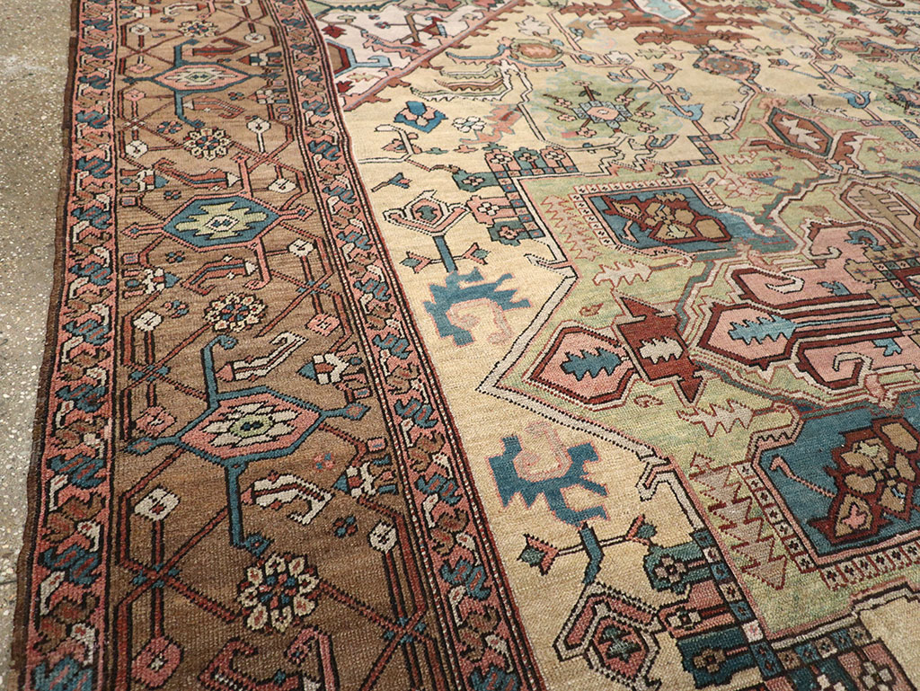 Antique Persian Serapi Carpet, No.8356 - Staging