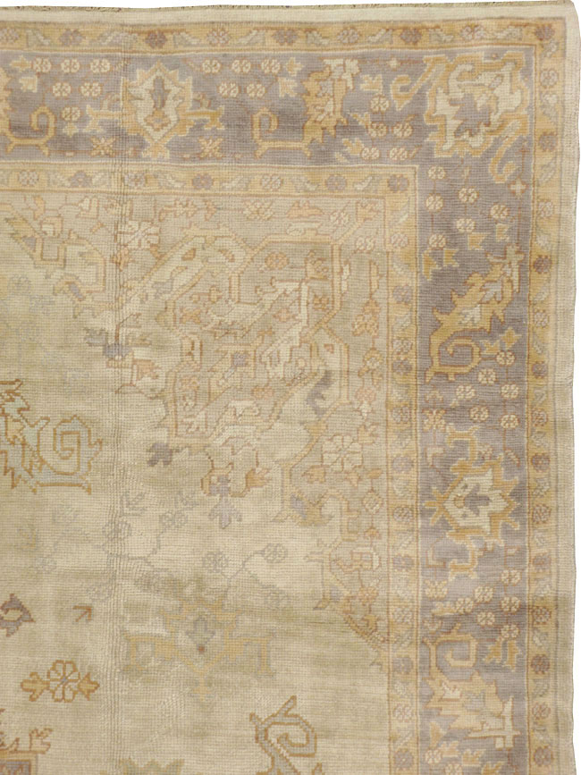 Vintage Turkish Oushak Carpet, No.8405 - Staging