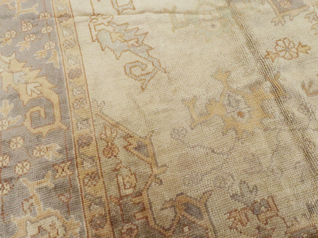 Vintage Turkish Oushak Carpet, No.8405 - Staging