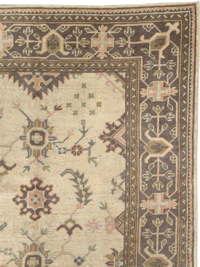 Antique Turkish Oushak Carpet, No.8411 - Staging