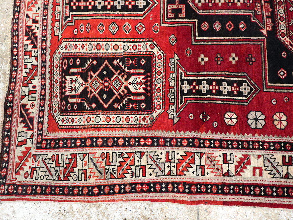 Vintage Shirvan Rug, No.8424 - Staging