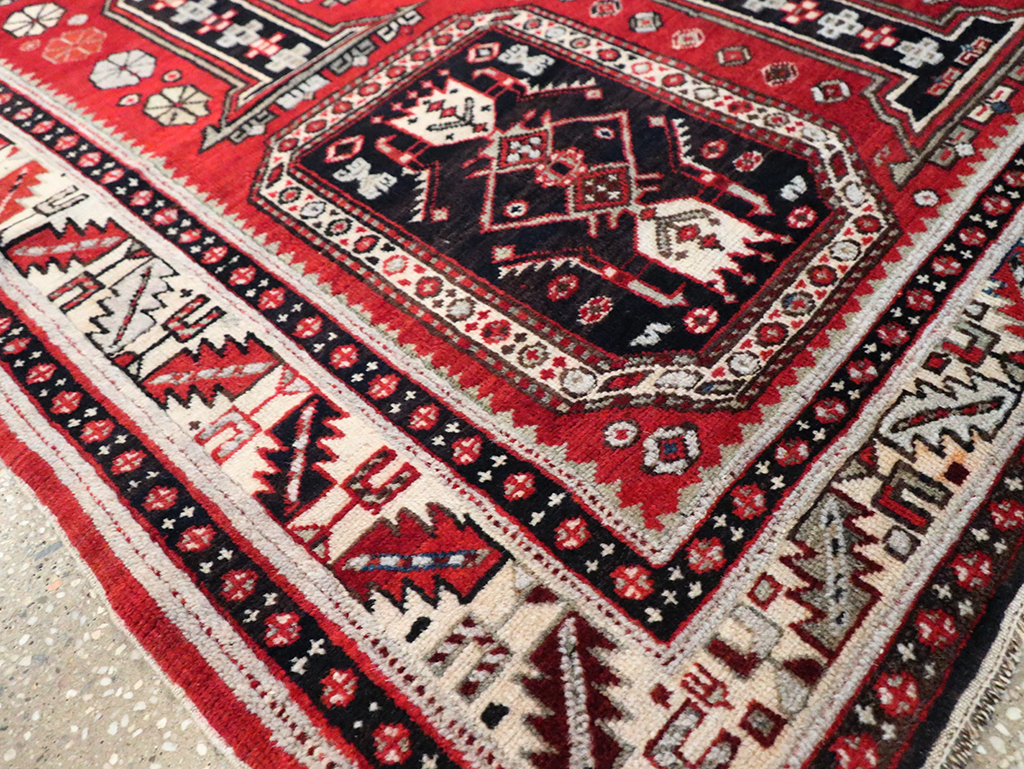 Vintage Shirvan Rug, No.8424 - Staging